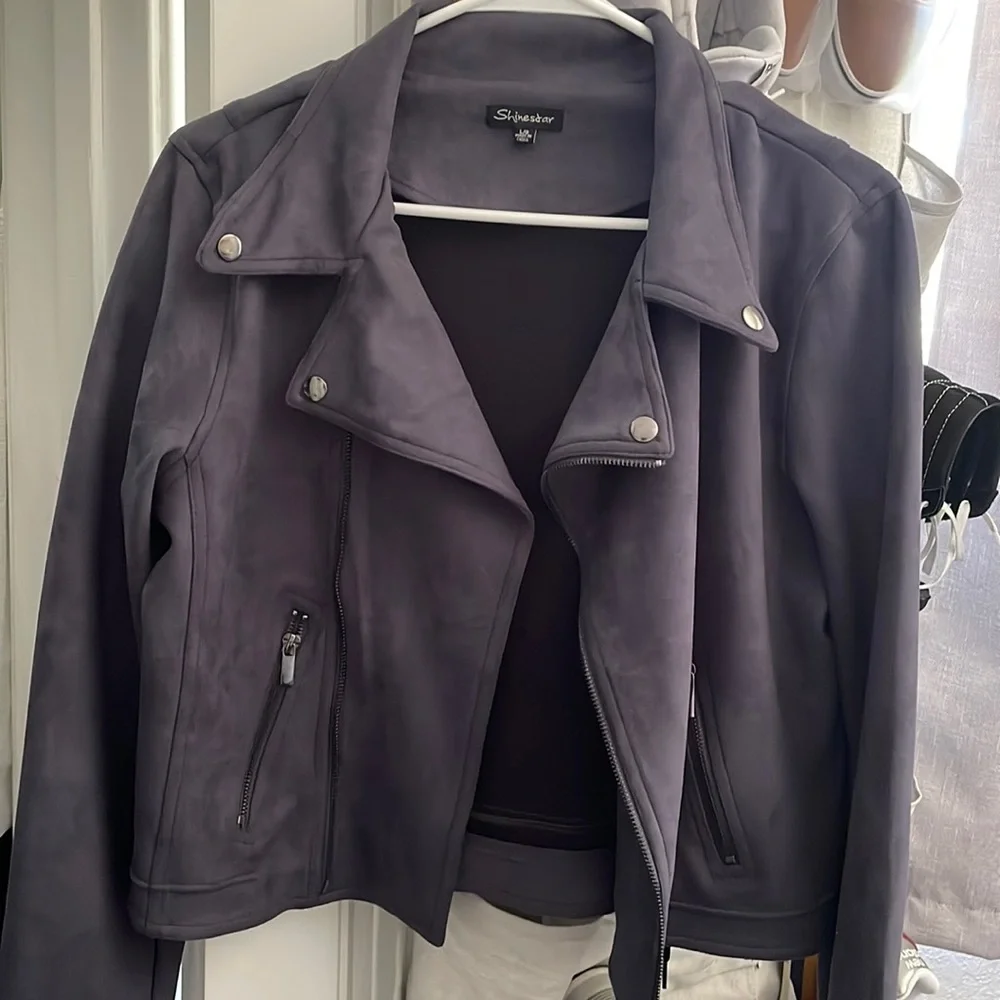 Jacket - Picture 1 of 4